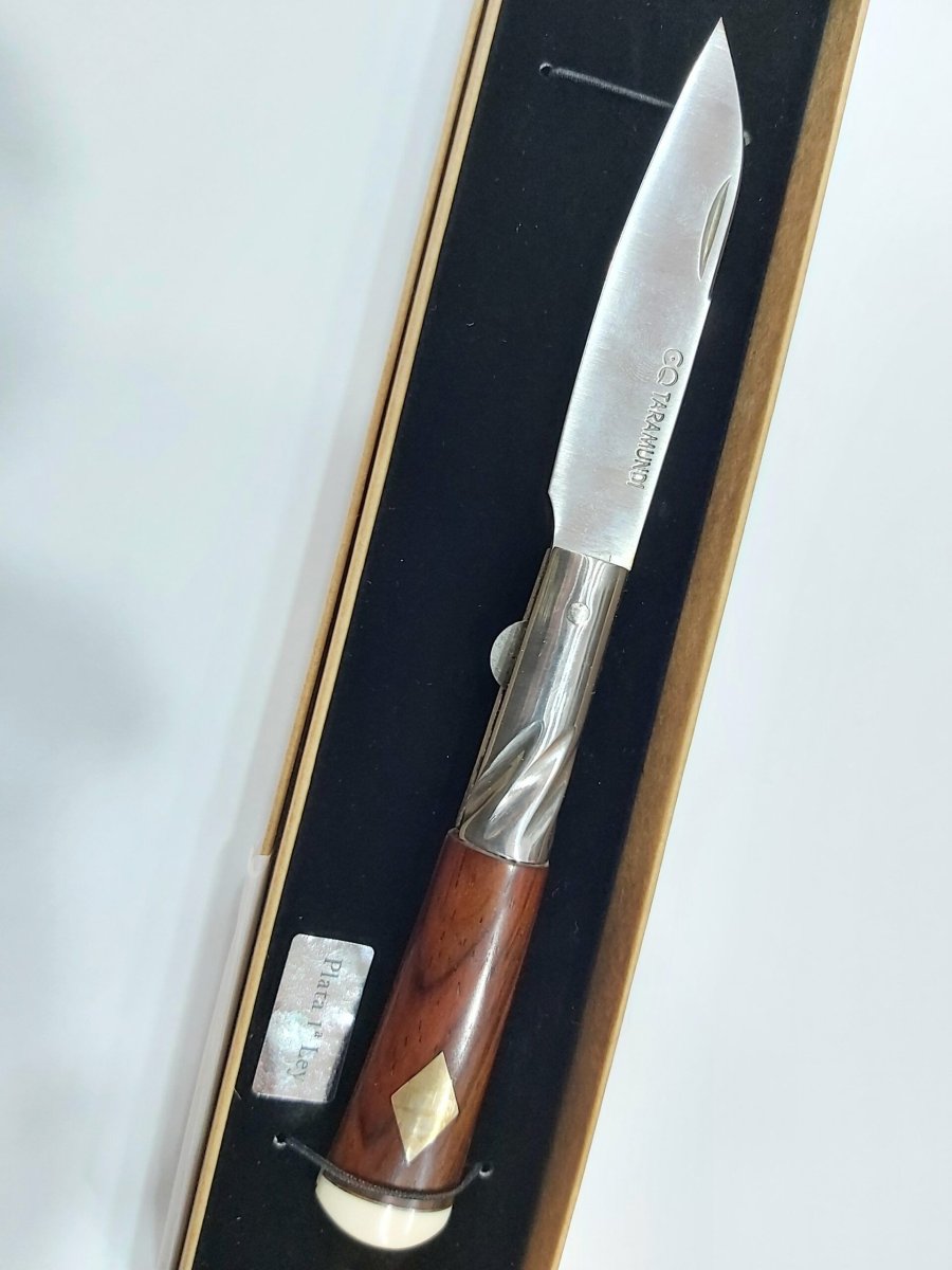 Navaja de Taramundi Cocobolo Con Rombos De Plata - Imagen 2