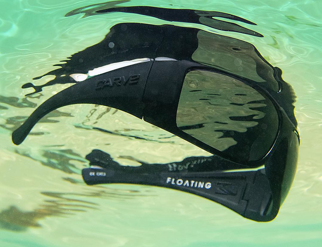Lentes De Sol Carve Wolfpak Floating Polarizado Color Negro Mate - Imagen 3