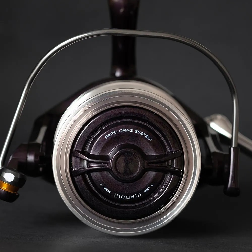 CARRETE CINNETIC RAYCAST III CRBK DS - Imagen 4