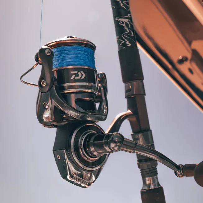 Carrete Daiwa BG MQ en Spinning - 26LB Drag, Más Moderno - Imagen 4