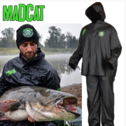 TRAJE IMPERMEABLE MAD CAT DISPOSABLE ECO SLIME SUIT