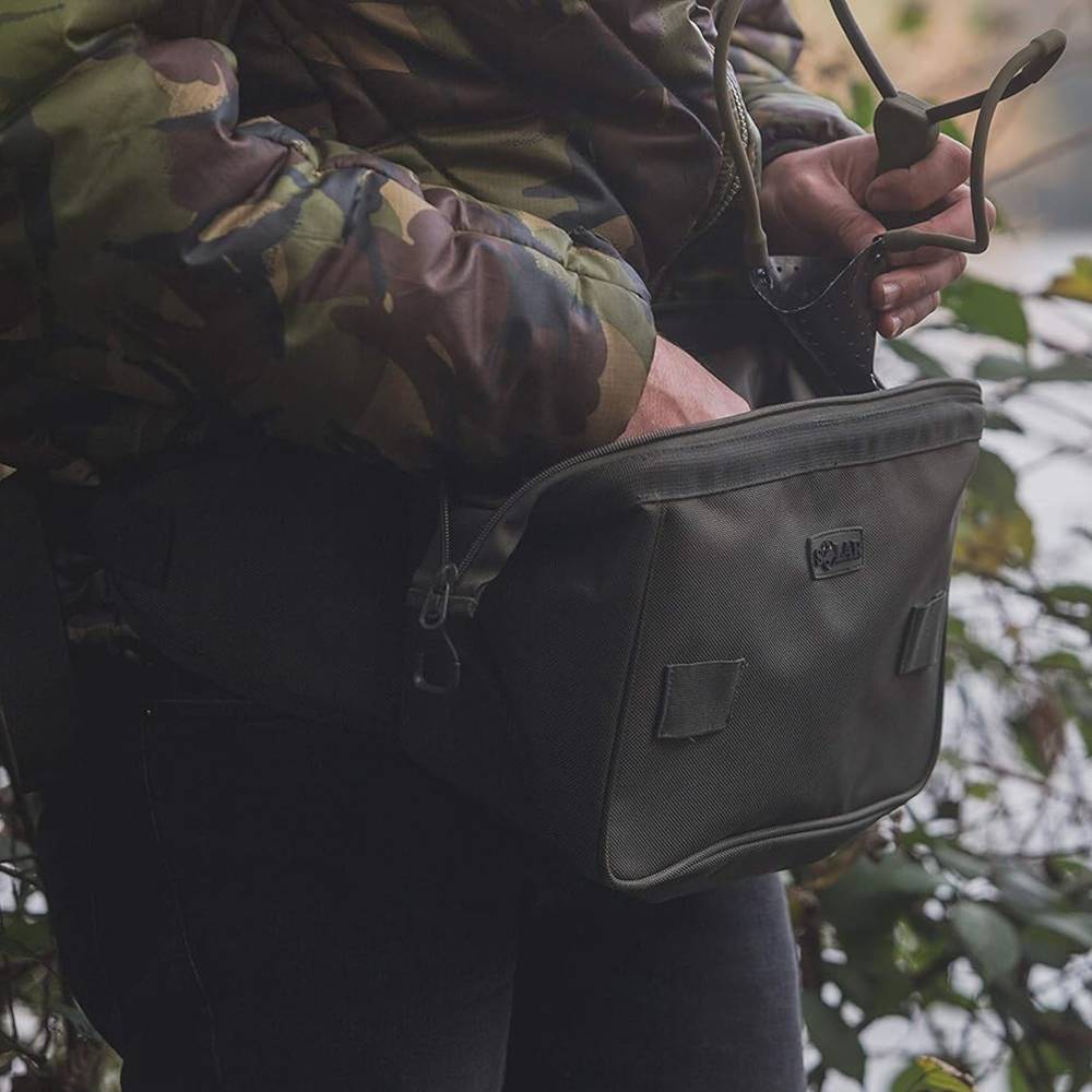 BOLSO SOLAR TACKLE BAITING POCH BUMBAG - Imagen 5