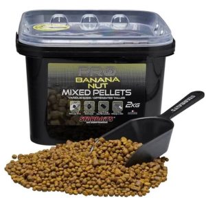 STARBAITS BANANA NUT Cubo pellets 2 kg + pala gratis